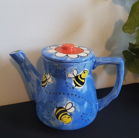 Vintage Carrie Wroot Ceramic Tea Pot - Picture 2 of 5
